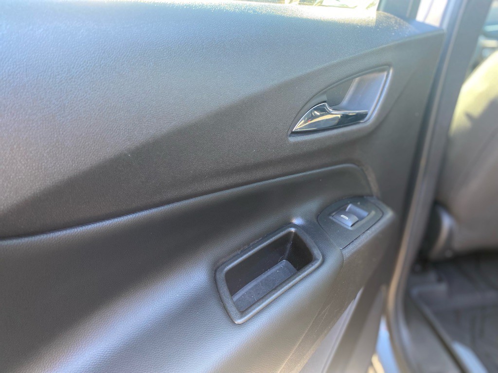 2018 Chevrolet Equinox Image 17