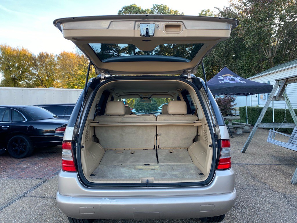 2001 Mercedes-Benz M-Class Image 10