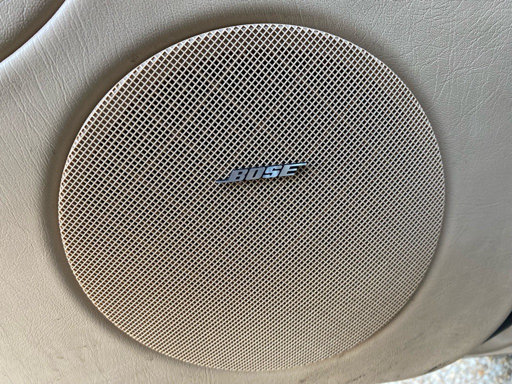 2001 Mercedes-Benz M-Class Image 20