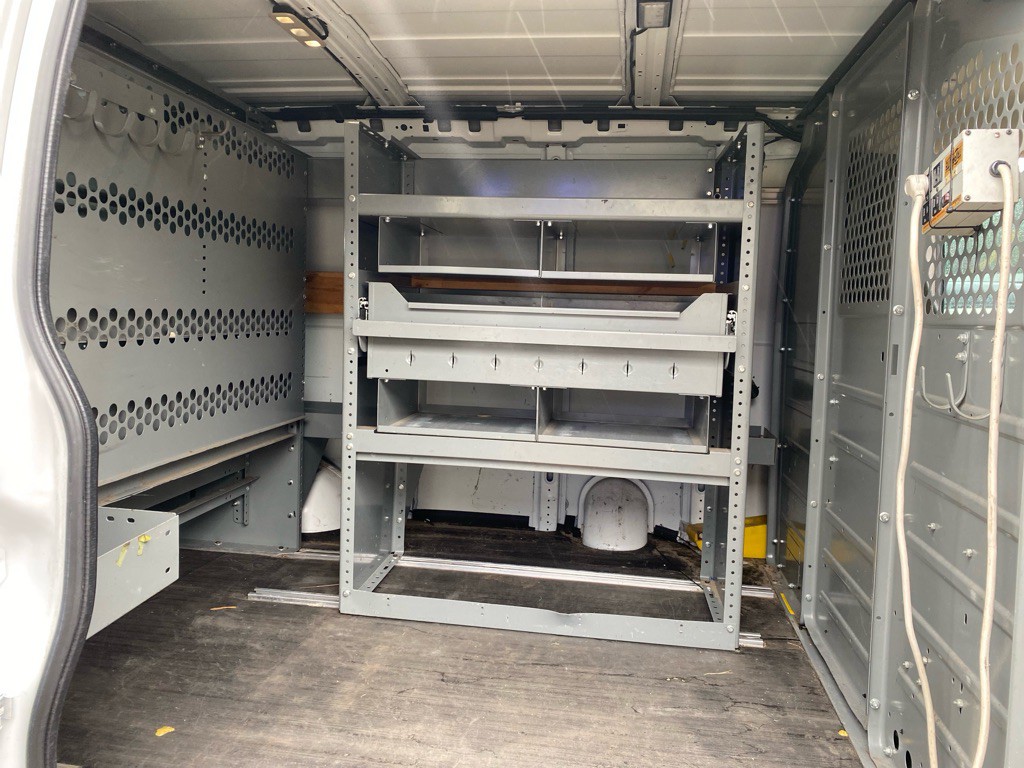 2017 Chevrolet Express Image 26