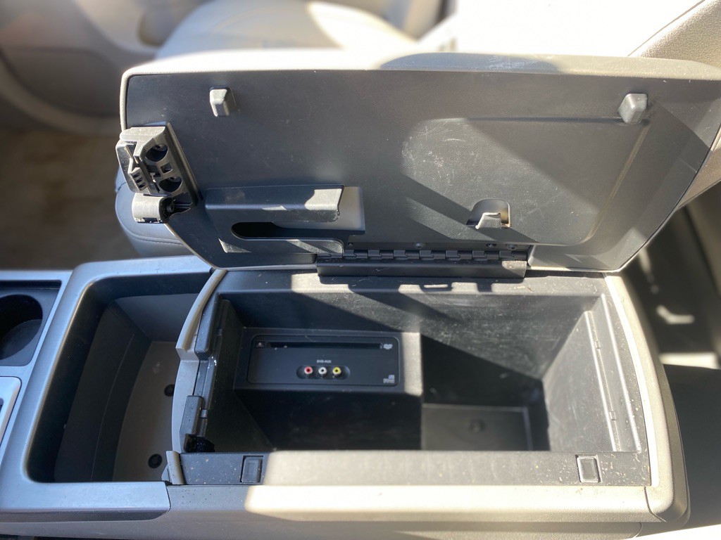 2010 Nissan Armada Image 19