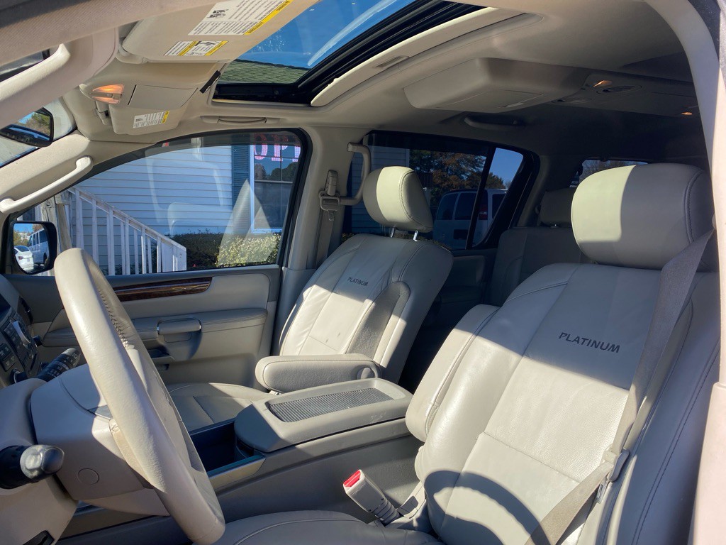 2010 Nissan Armada Image 20
