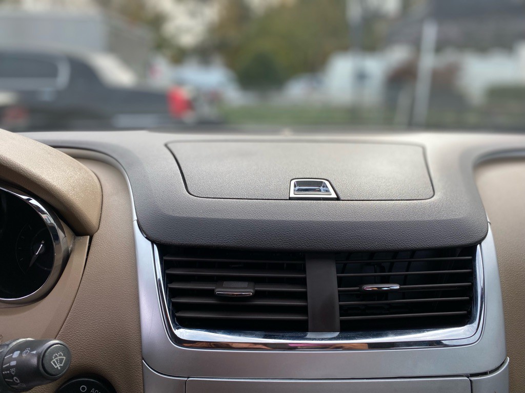 2011 Chevrolet Malibu Image 18