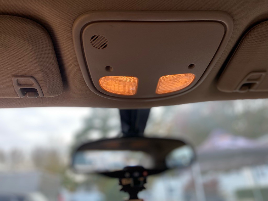 2011 Chevrolet Malibu Image 19