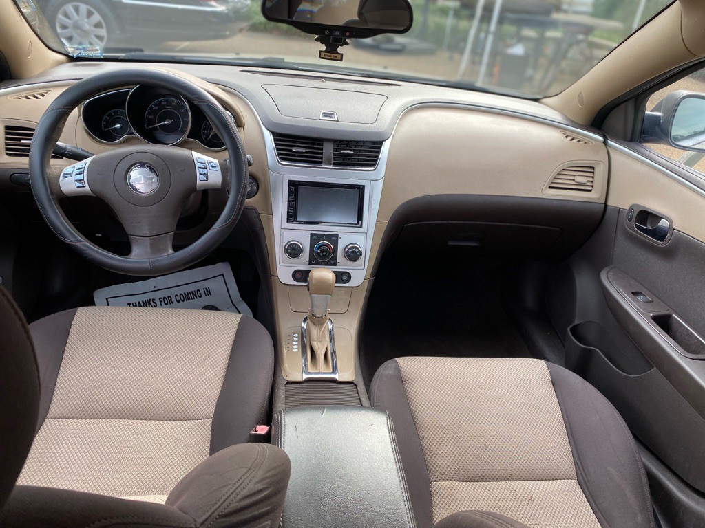 2011 Chevrolet Malibu Image 23