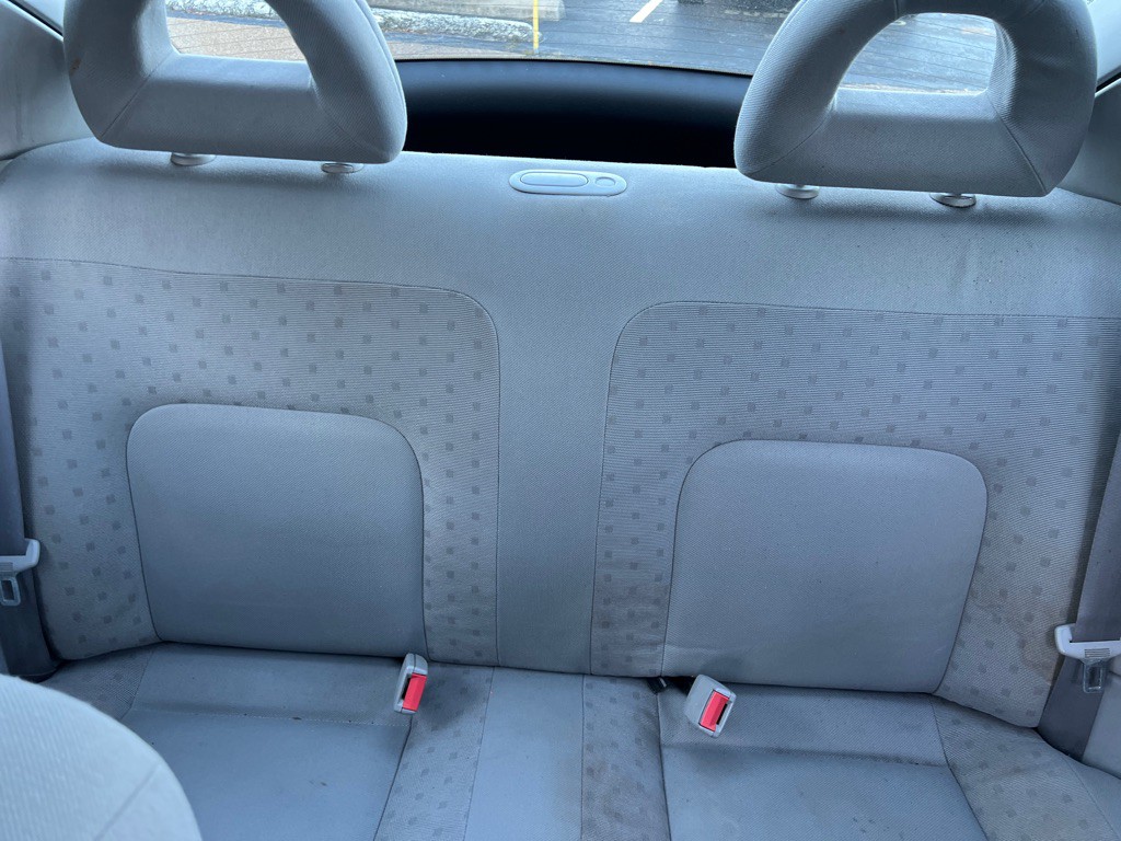 2000 Volkswagen Beetle Image 14