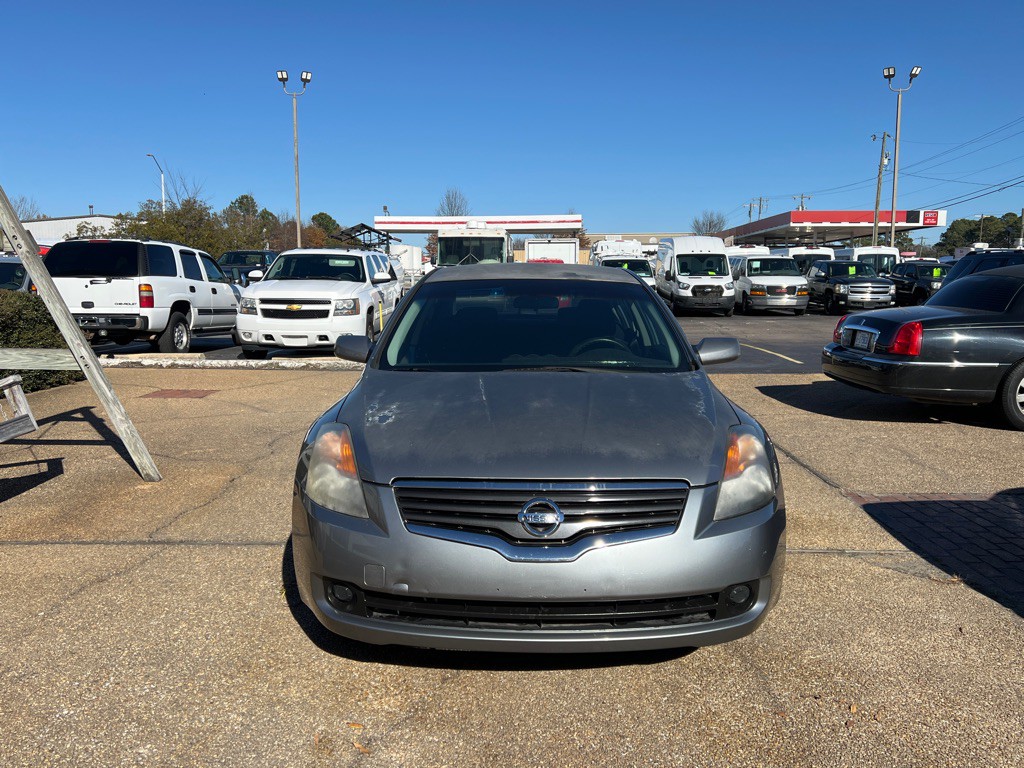 2009 Nissan Altima Image 2