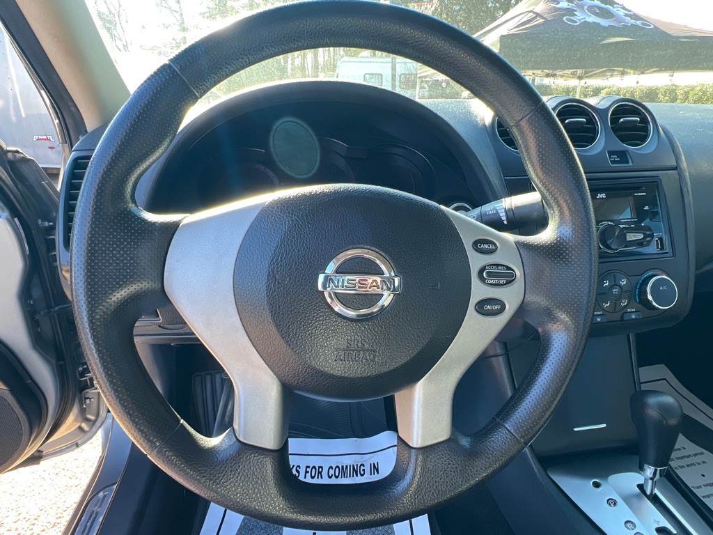 2009 Nissan Altima Image 11