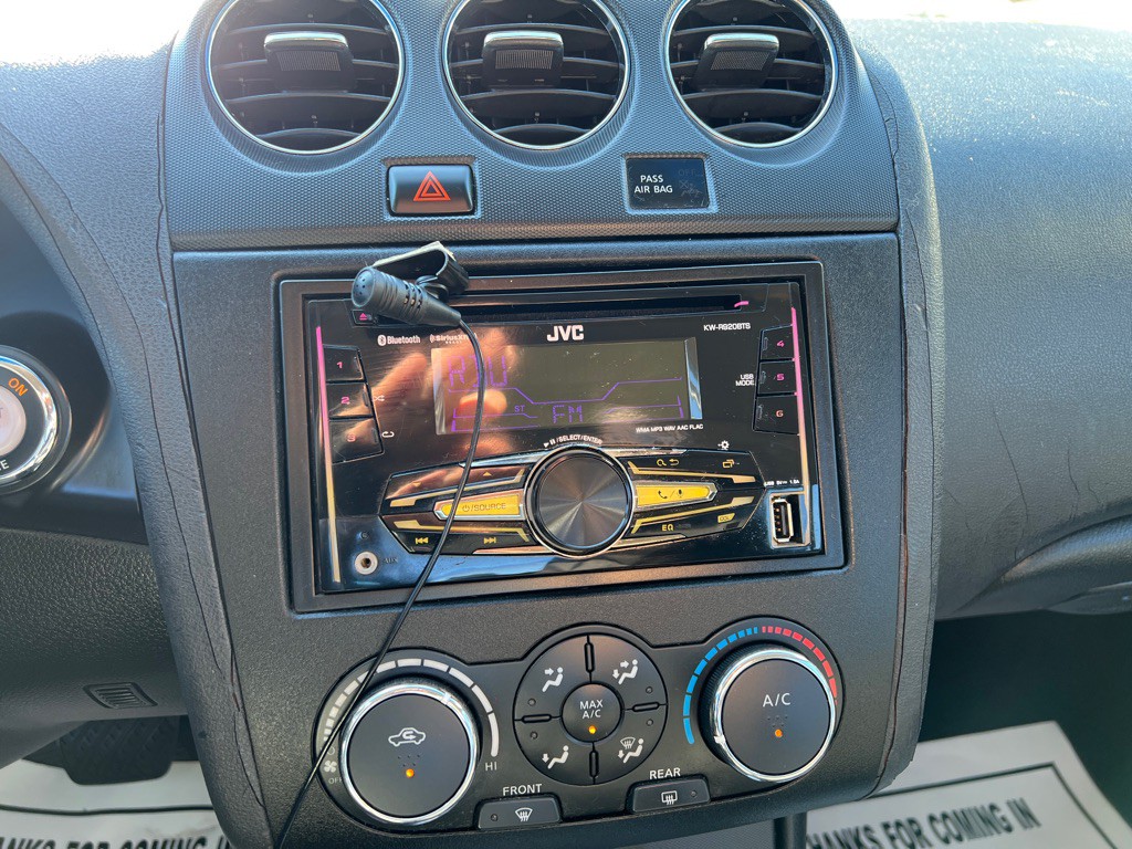 2009 Nissan Altima Image 13