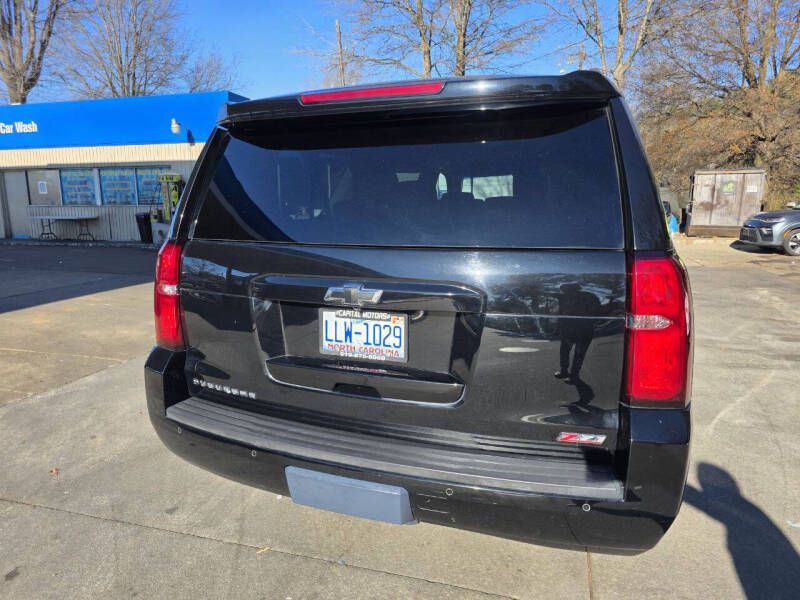 2018 Chevrolet Suburban Image 5
