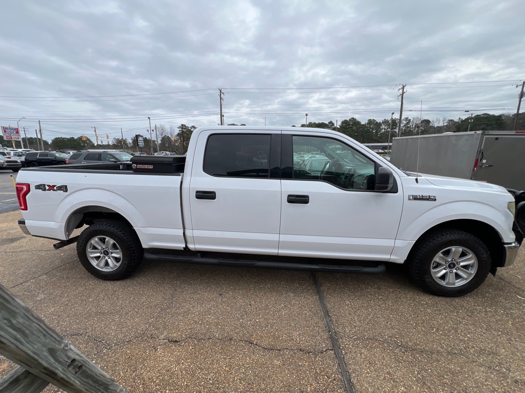 2017 Ford F-150 Image 4