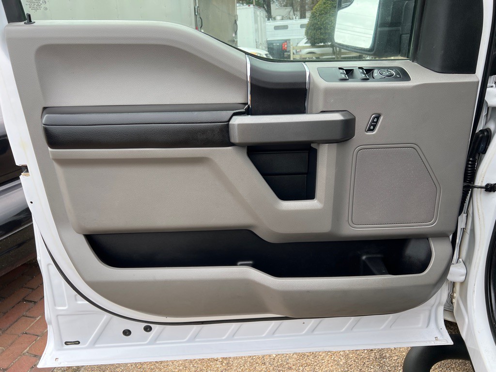 2017 Ford F-150 Image 9