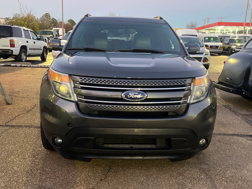 2015 Ford Explorer Image 2