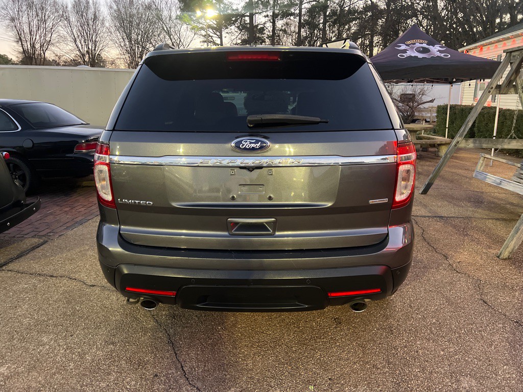 2015 Ford Explorer Image 6