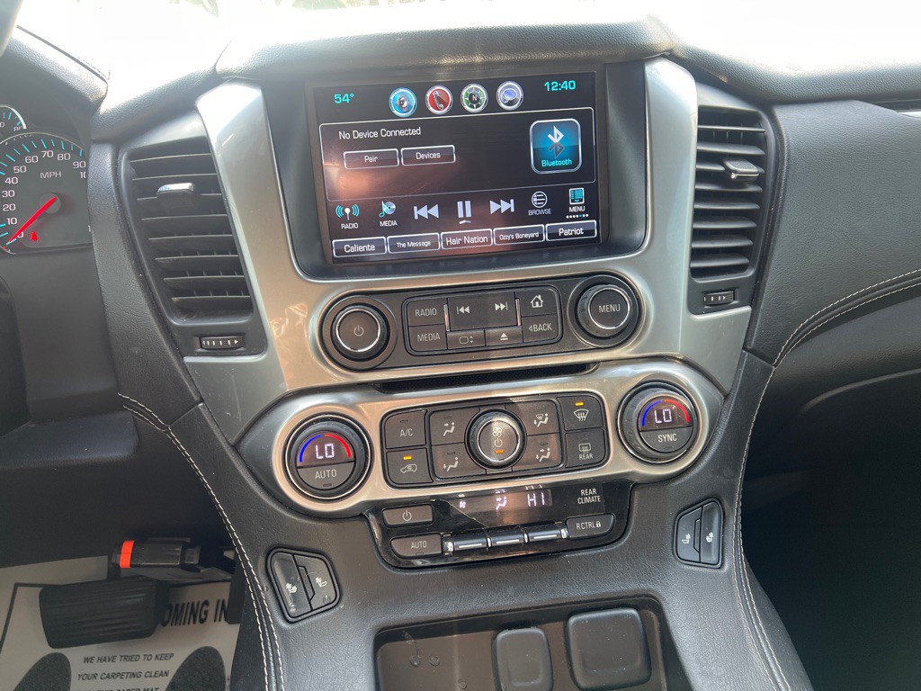 2018 Chevrolet Suburban Image 17