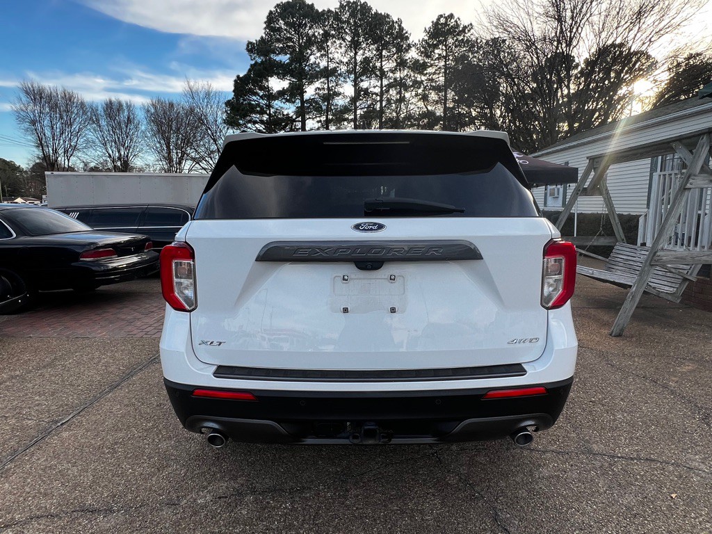 2021 Ford Explorer Image 6