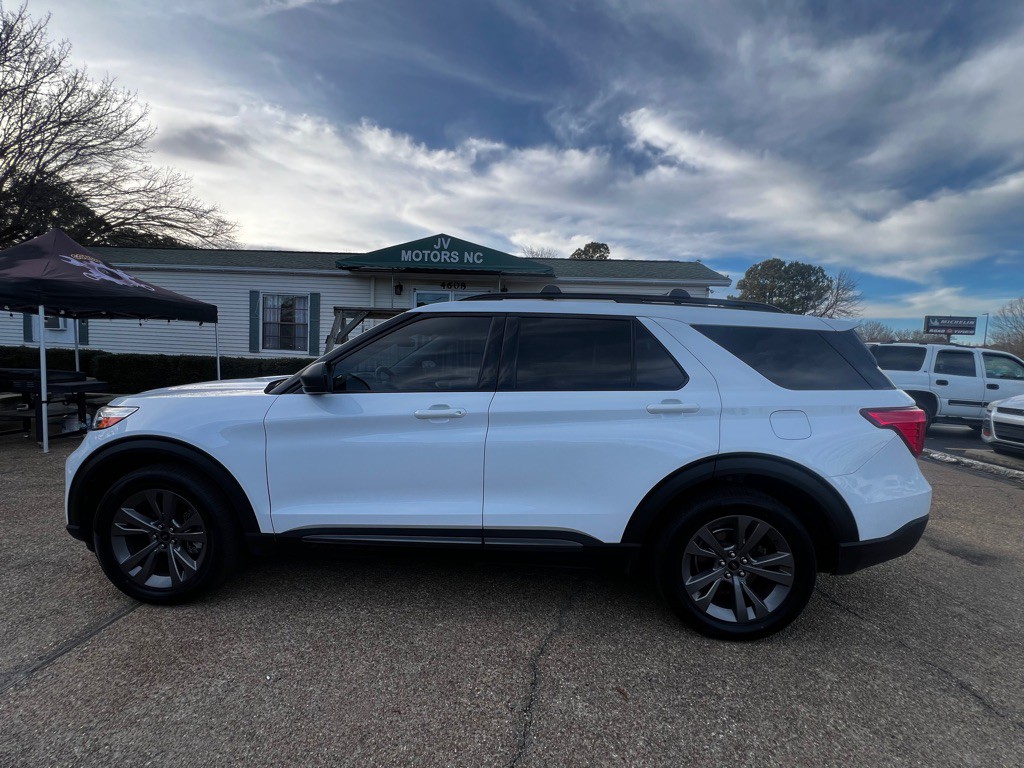 2021 Ford Explorer Image 9