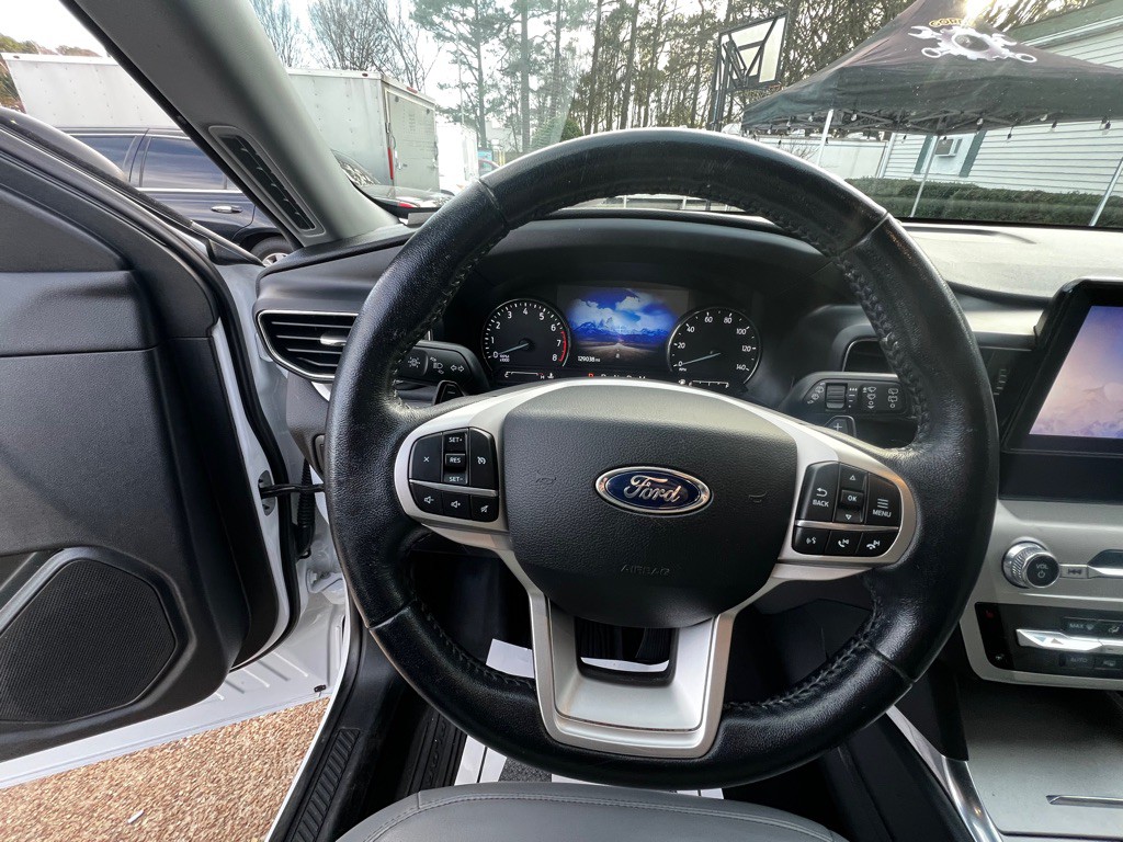 2021 Ford Explorer Image 12