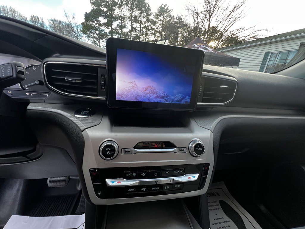 2021 Ford Explorer Image 13