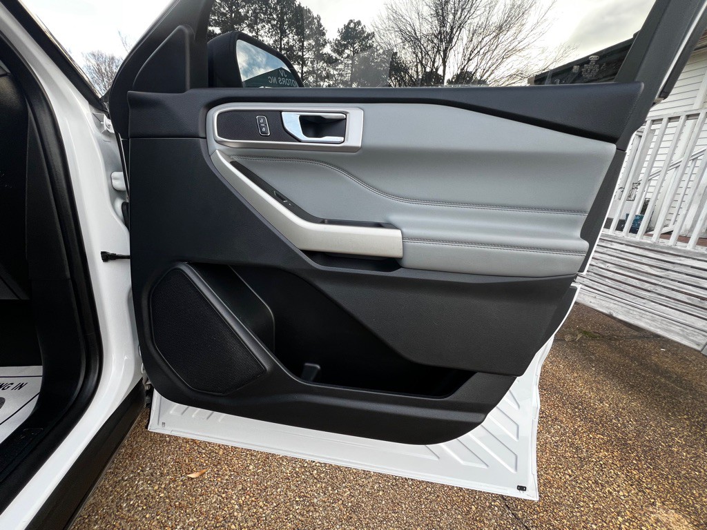 2021 Ford Explorer Image 20