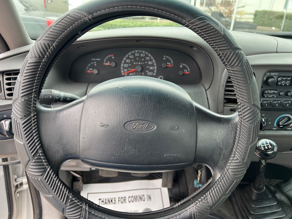 1998 Ford F-150 Image 11