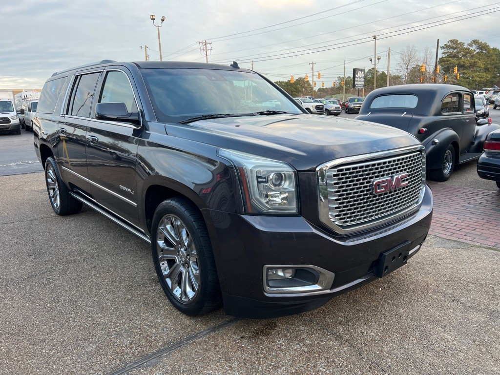 2015 GMC Yukon Image 3