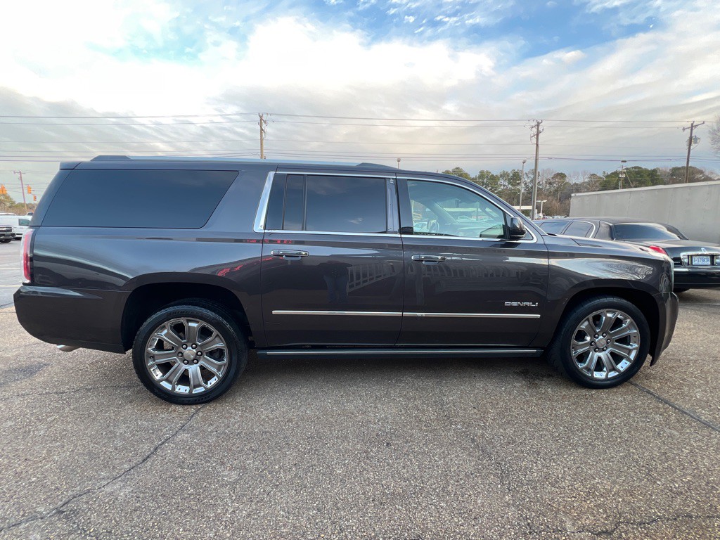 2015 GMC Yukon Image 4