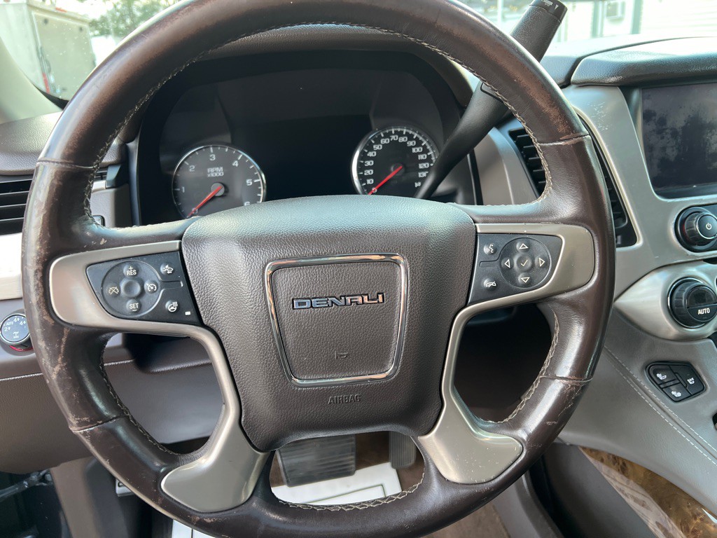 2015 GMC Yukon Image 12