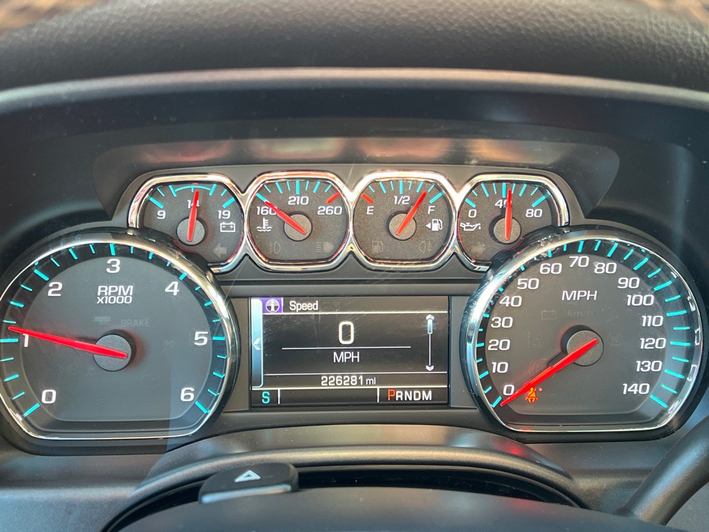 2015 Chevrolet Silverado 1500 Image 11