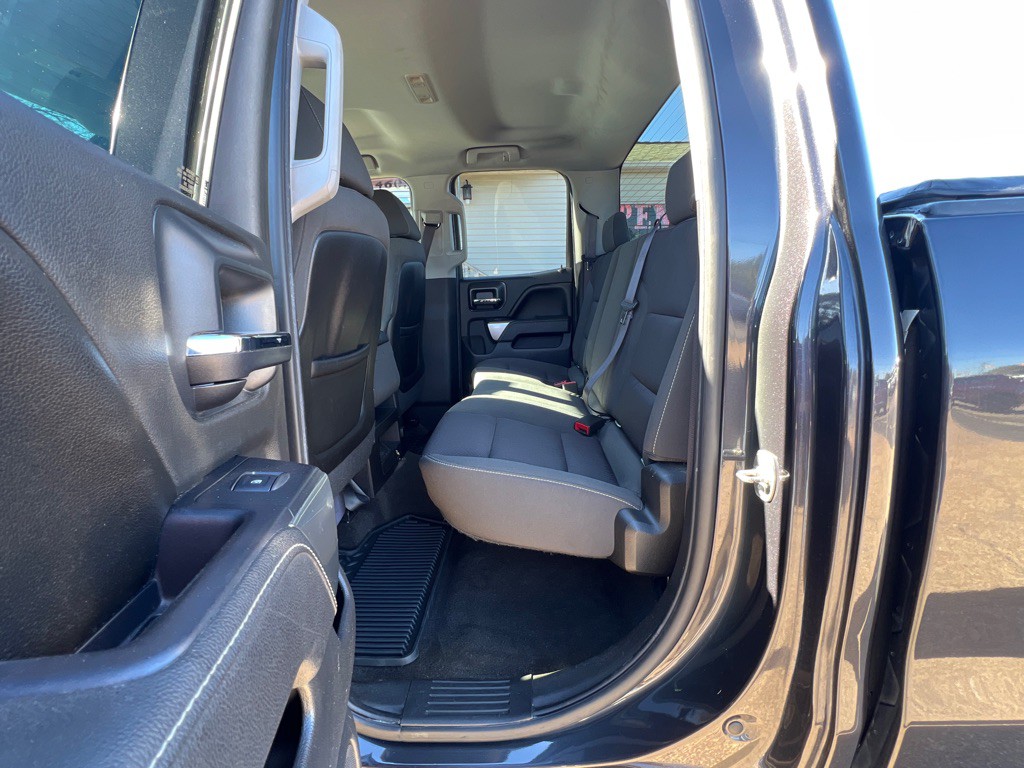 2015 Chevrolet Silverado 1500 Image 17