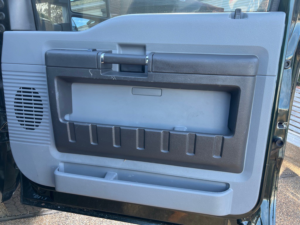 2014 Ford F-350 Image 22