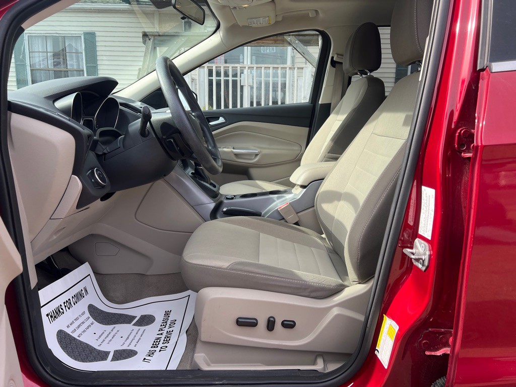 2015 Ford Escape Image 10