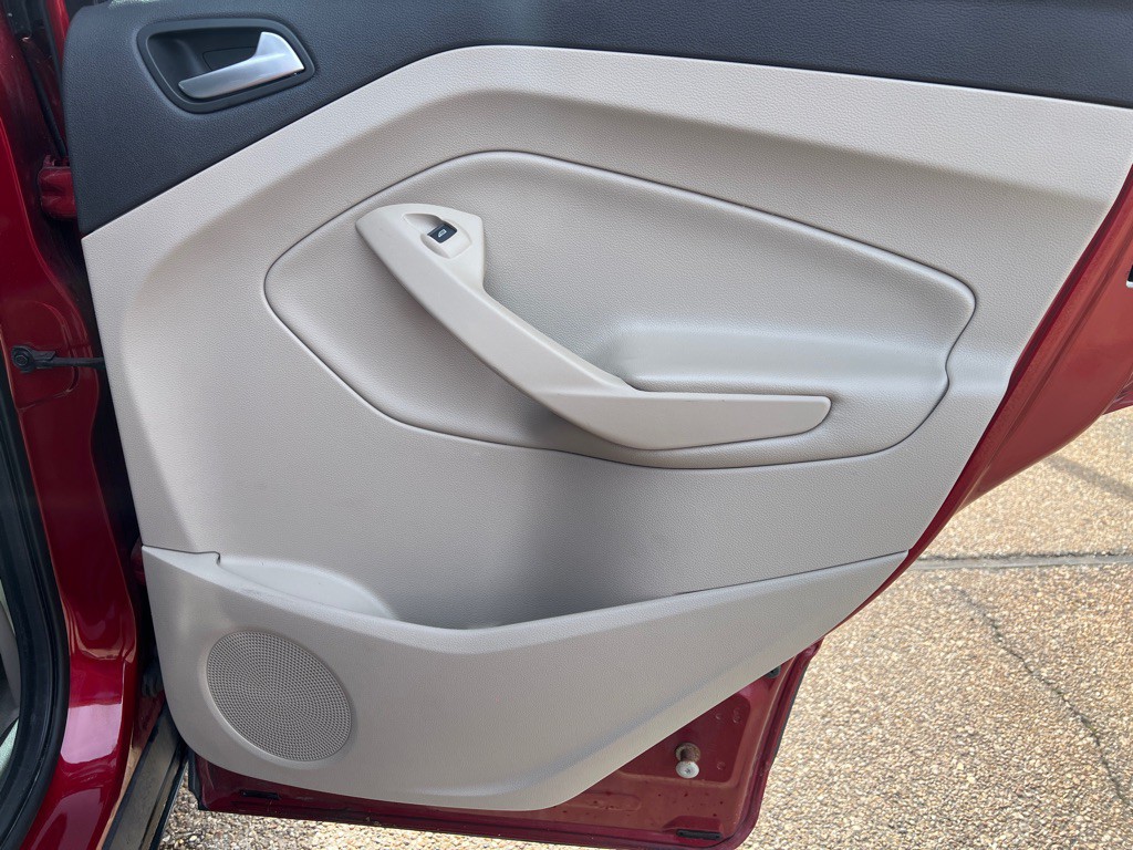 2015 Ford Escape Image 22