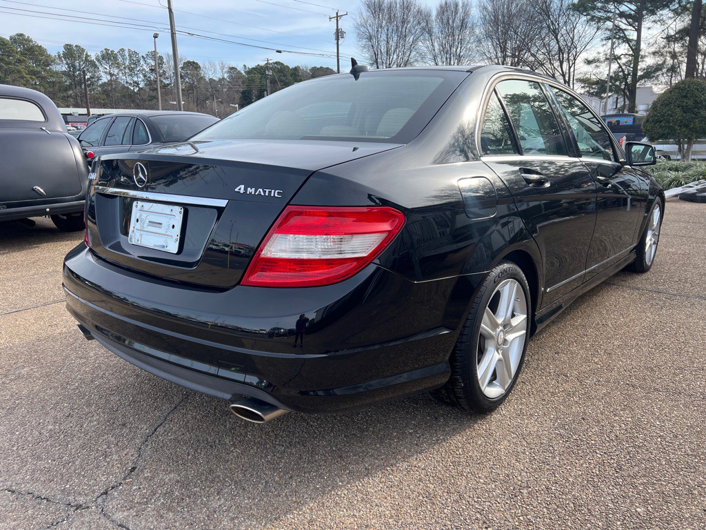 2011 Mercedes-Benz C-Class Image 5