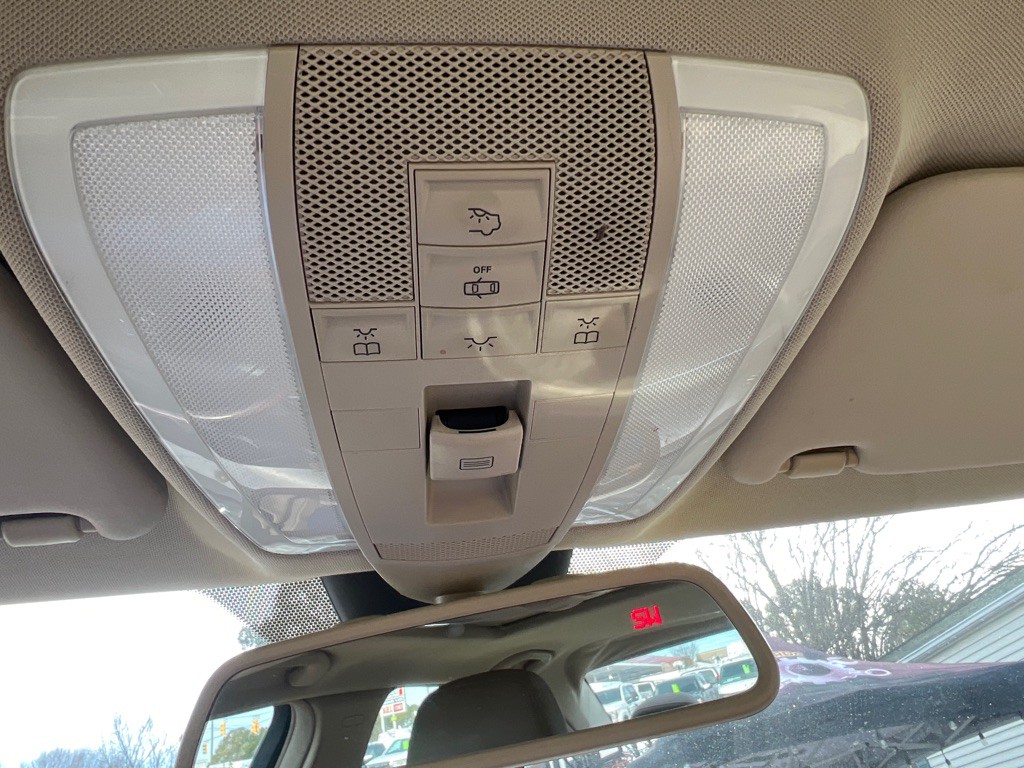 2011 Mercedes-Benz C-Class Image 18