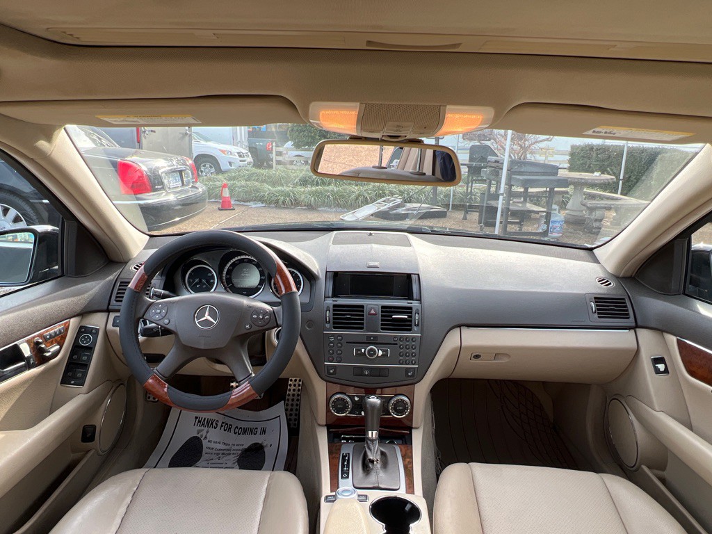 2011 Mercedes-Benz C-Class Image 21