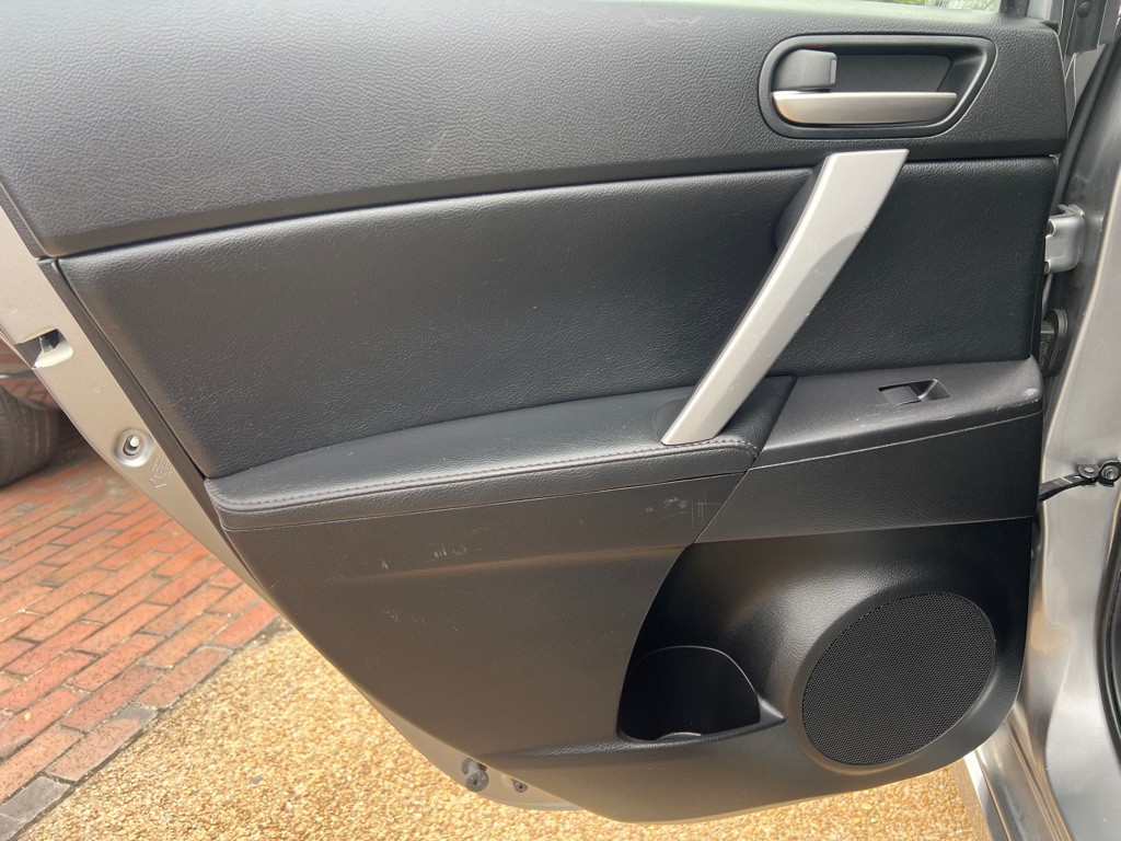 2010 Mazda Mazda3 Image 16