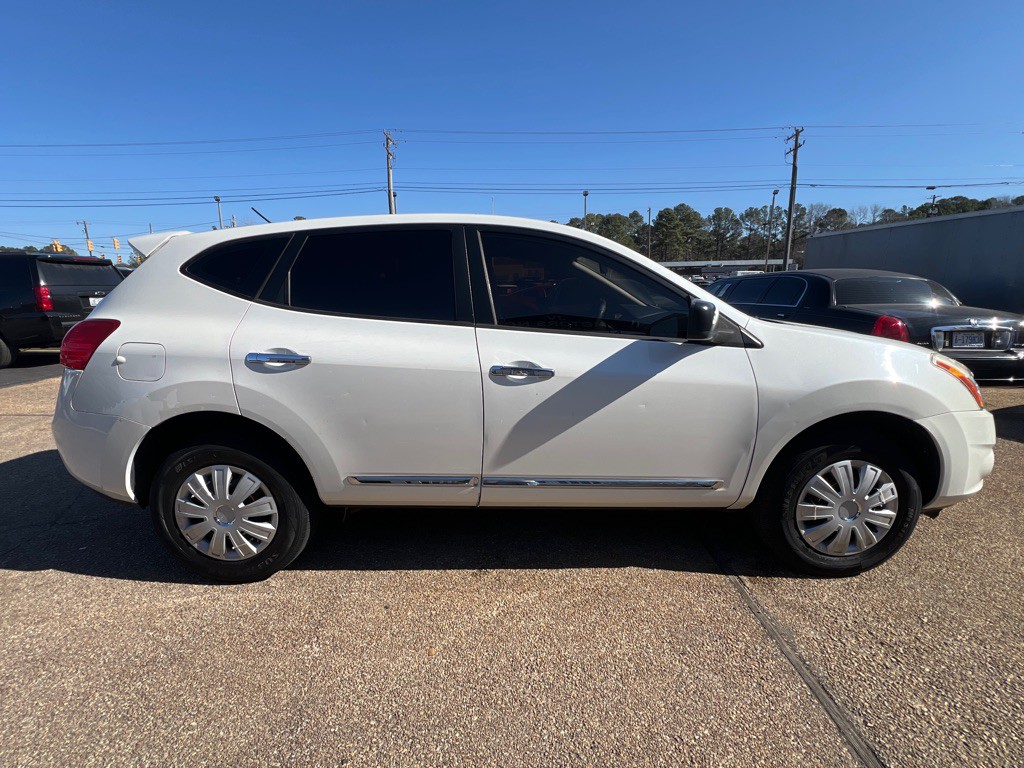 2011 Nissan Rogue Image 4