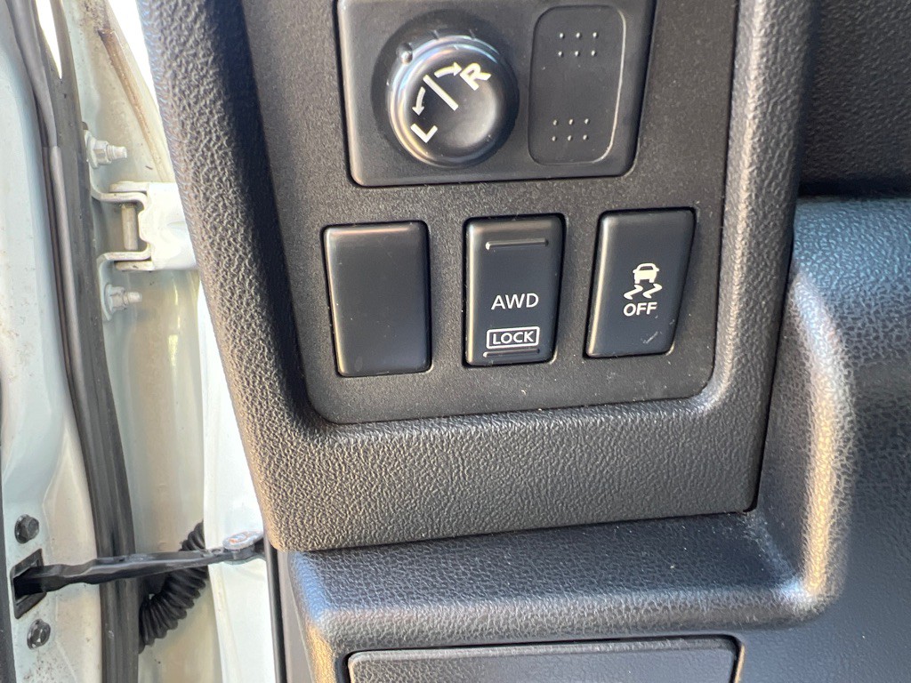 2011 Nissan Rogue Image 11