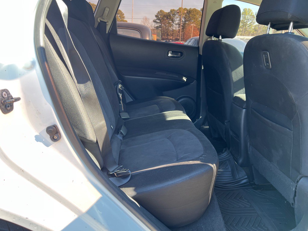 2011 Nissan Rogue Image 19