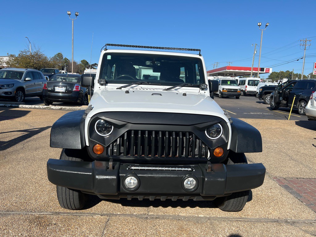 2013 Jeep Wrangler Unlimited Image 2