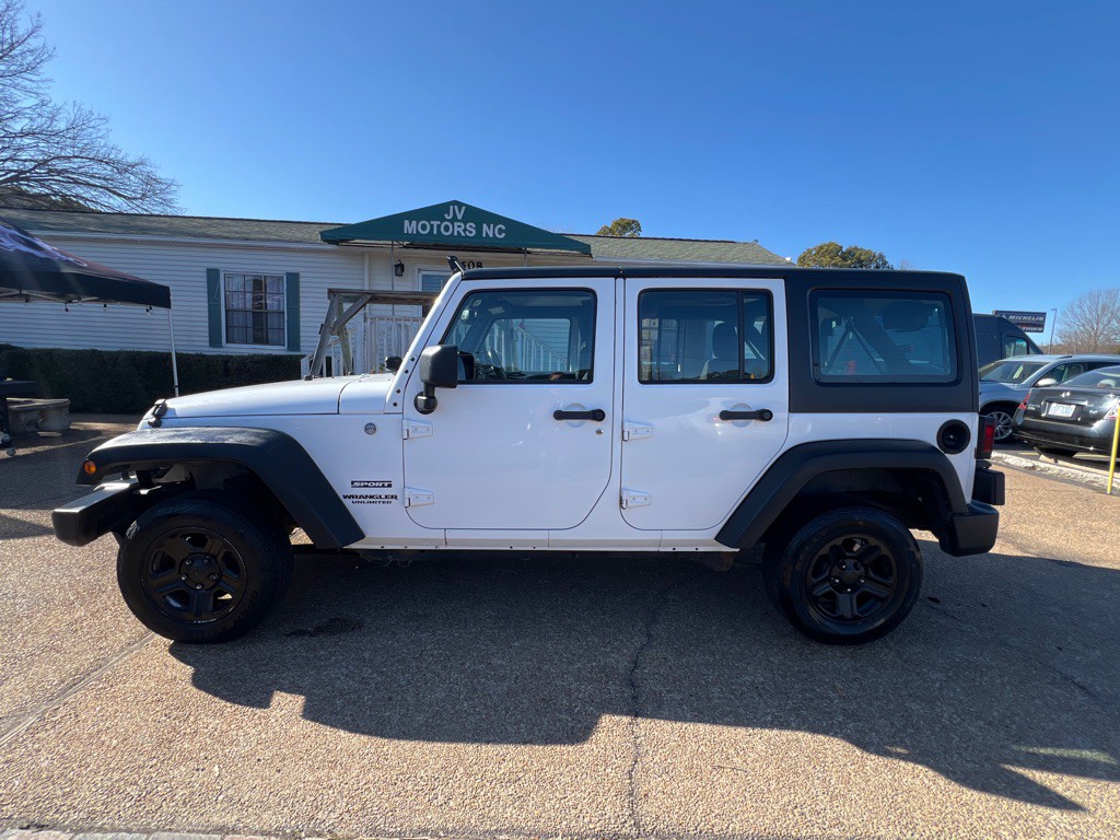 2013 Jeep Wrangler Unlimited Image 8