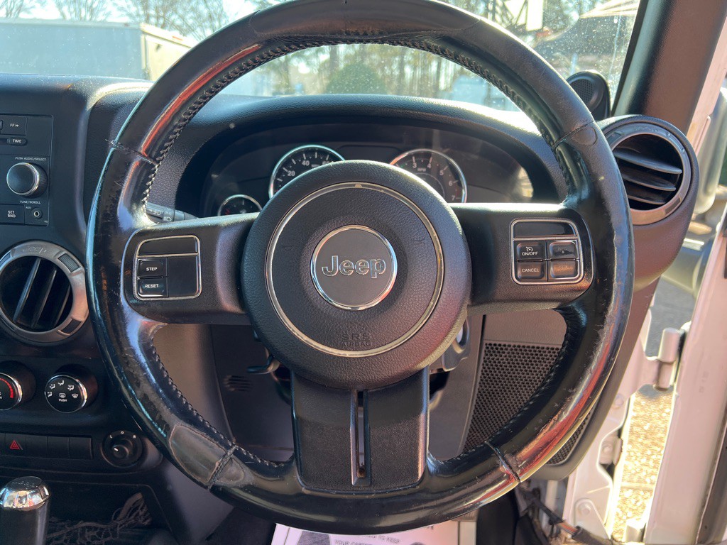 2013 Jeep Wrangler Unlimited Image 18