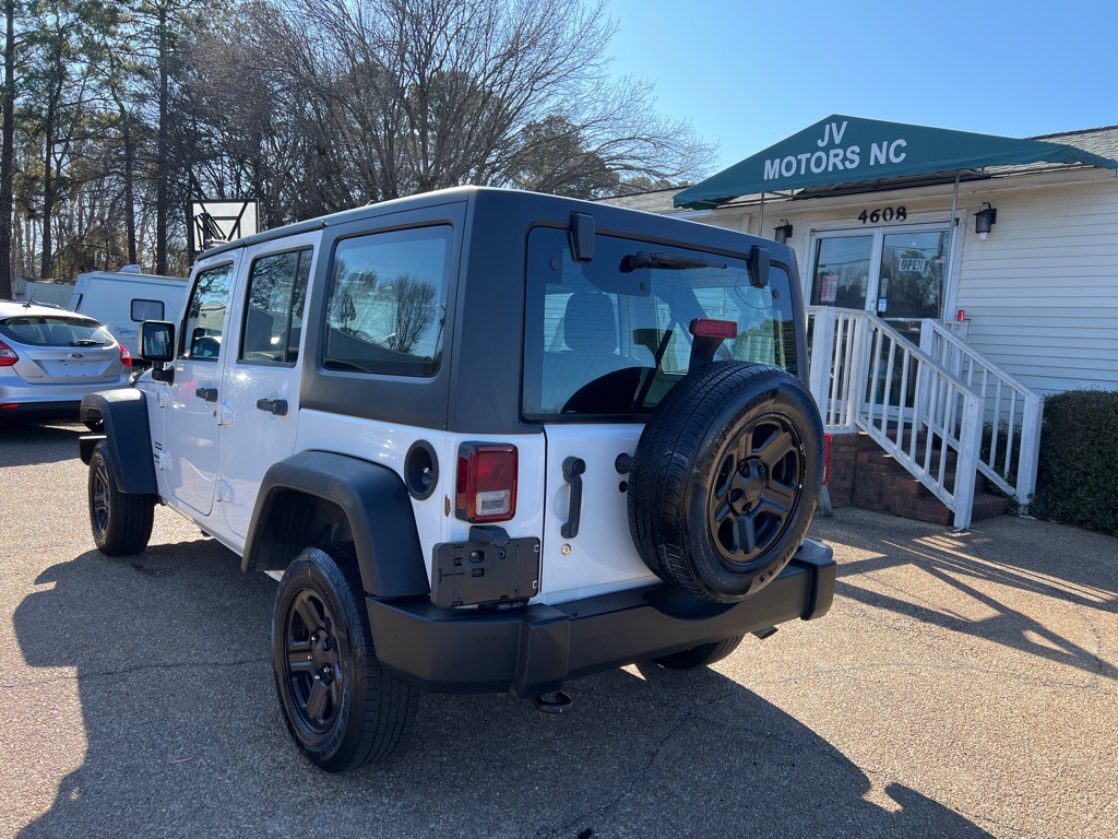 2013 Jeep Wrangler Unlimited Image 7