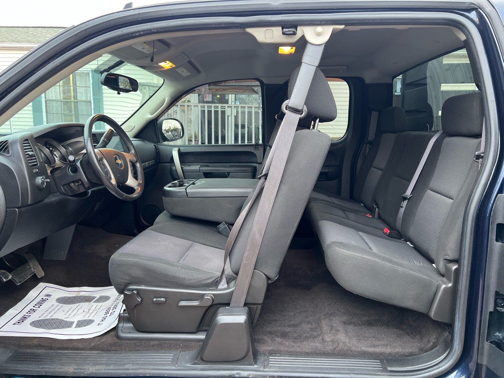 2011 Chevrolet Silverado 1500 Image 11