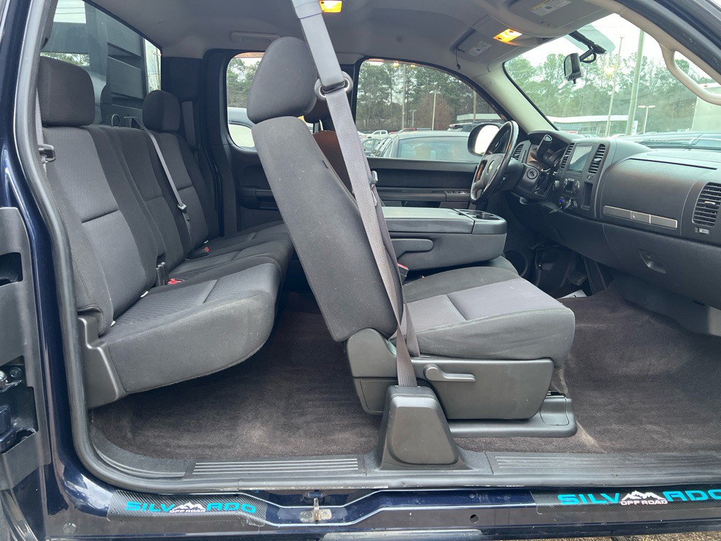 2011 Chevrolet Silverado 1500 Image 17