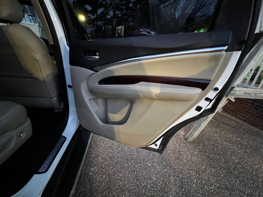 2016 Acura MDX Image 23