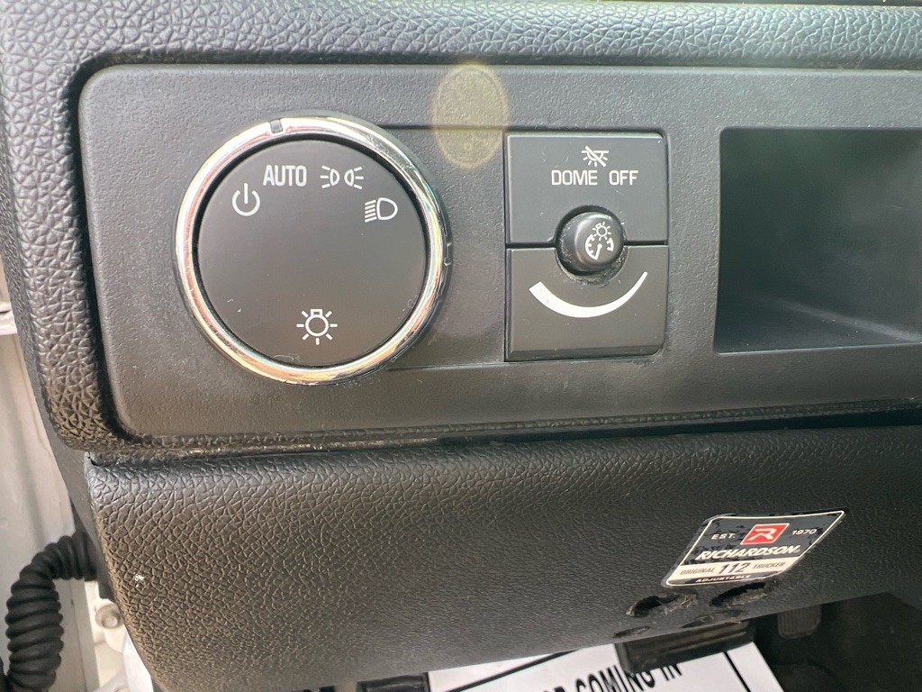 2013 Chevrolet Tahoe Image 11