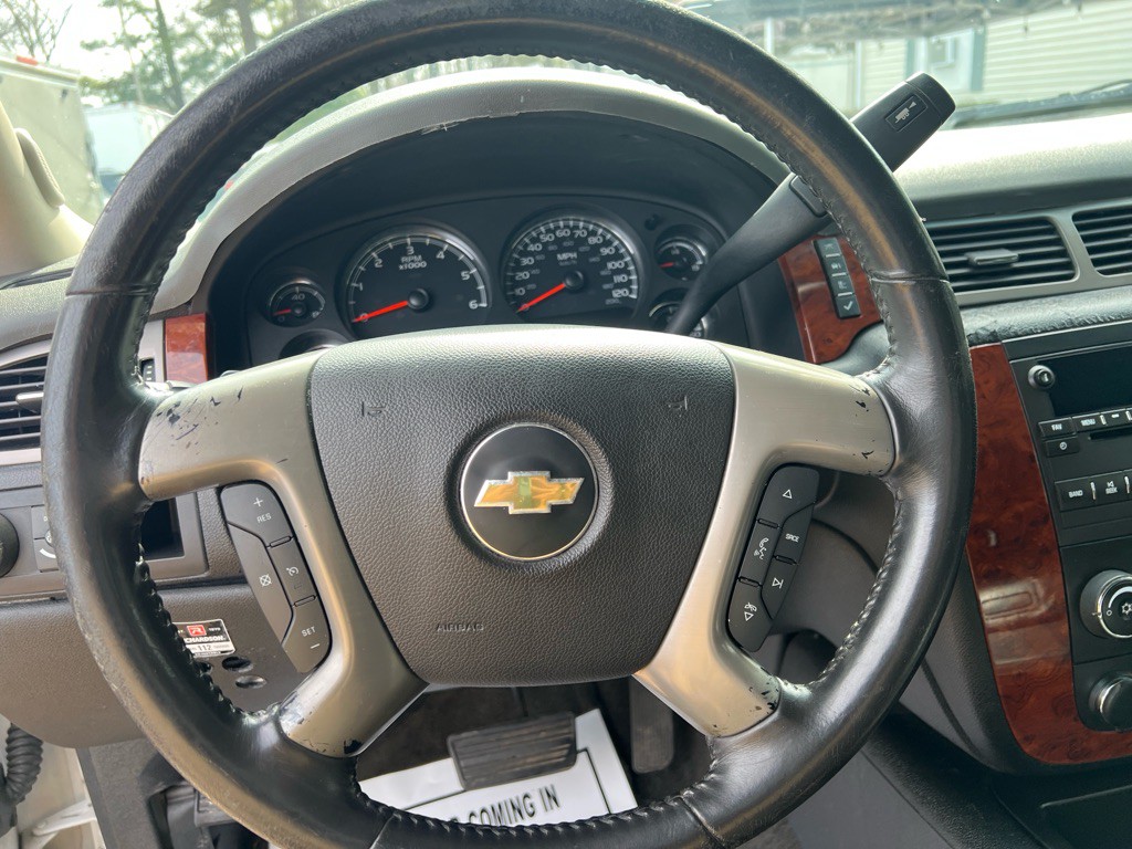 2013 Chevrolet Tahoe Image 12