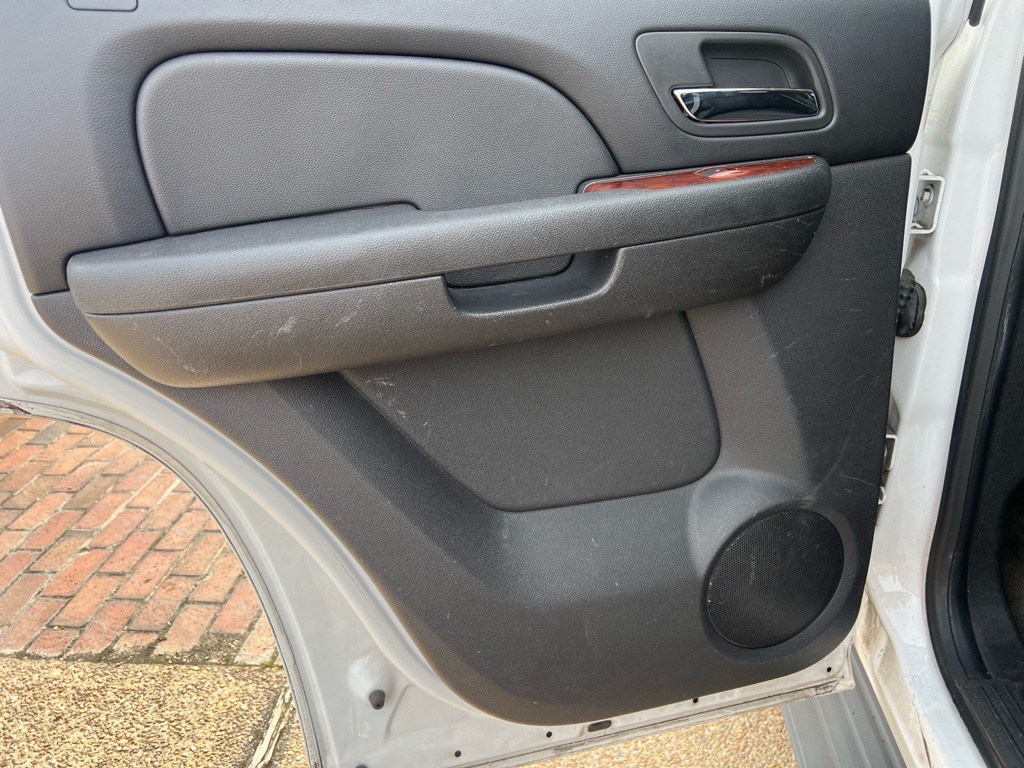 2013 Chevrolet Tahoe Image 14